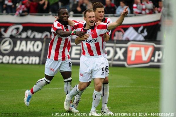 2011-05-07-cracovia-polonia-w_b_0753_600