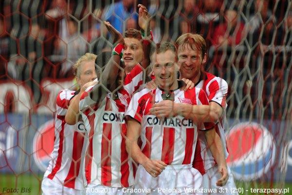 2011-05-07-cracovia-polonia-w_b_0763_600