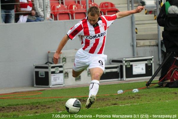 2011-05-07-cracovia-polonia-w_b_0827_600