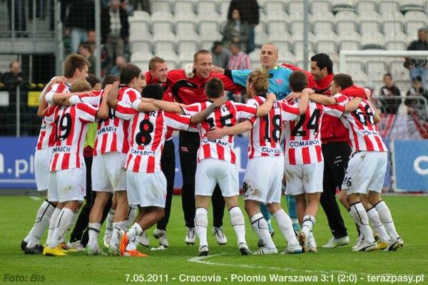 2011-05-07-cracovia-polonia-w_b_0943_600