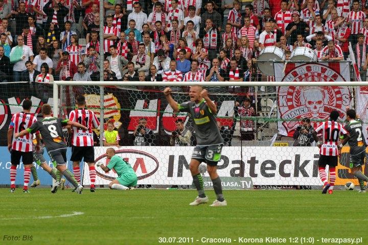 2011-07-30-cracovia-korona_b_542_720