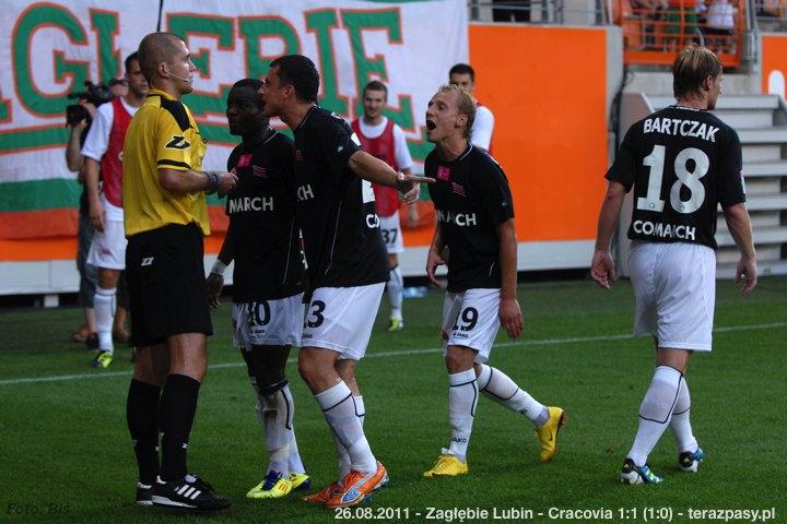 2011-08-26-zaglebie-cracovia_b_0472_720