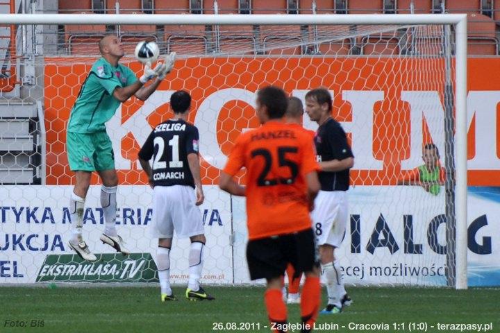 2011-08-26-zaglebie-cracovia_b_0521_720