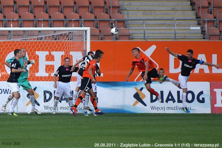 2011-08-26-zaglebie-cracovia_b_0566_720