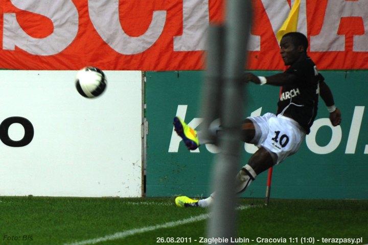 2011-08-26-zaglebie-cracovia_b_0740_720