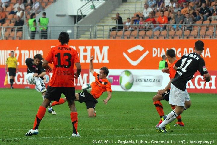 2011-08-26-zaglebie-cracovia_b_0802_720