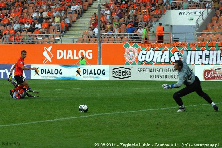 2011-08-26-zaglebie-cracovia_b_0823_720