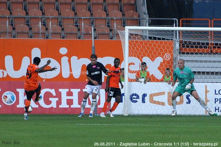 2011-08-26-zaglebie-cracovia_b_0984_720