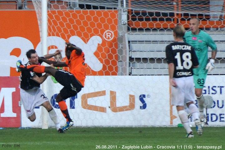 2011-08-26-zaglebie-cracovia_b_1015_720