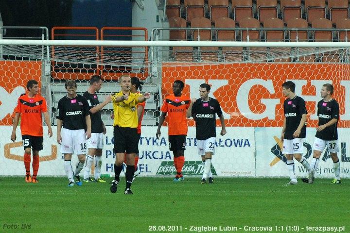 2011-08-26-zaglebie-cracovia_b_1033_720