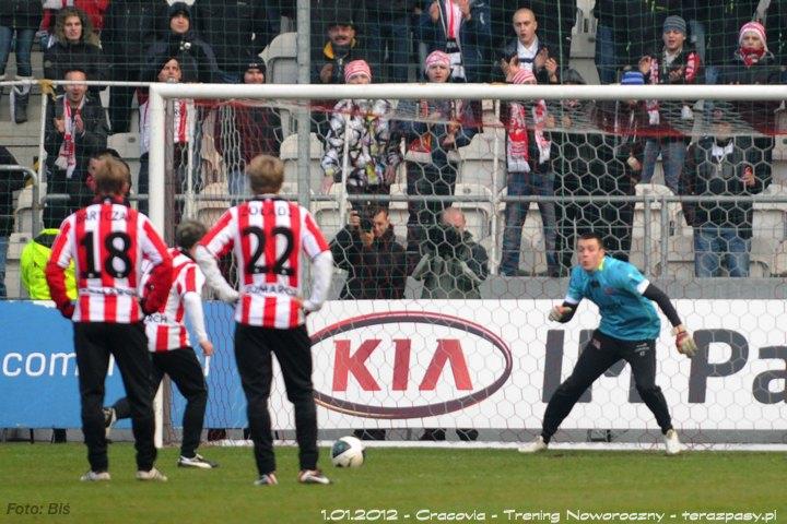 2012-01-01-cracovia-trening_noworoczny_b_311_720