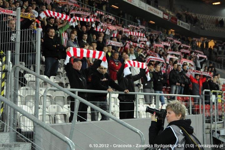 2012-10-06-cracovia-zawisza_bl_0044_720