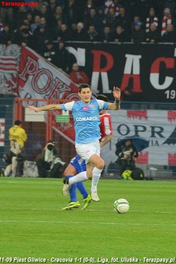 2013-11-09_Piast_Gliwice-Cracovia_8205_720
