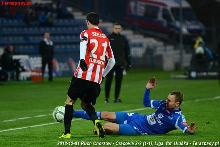 2013-12-01_Ruch_Chorzow-Cracovia_3443_720