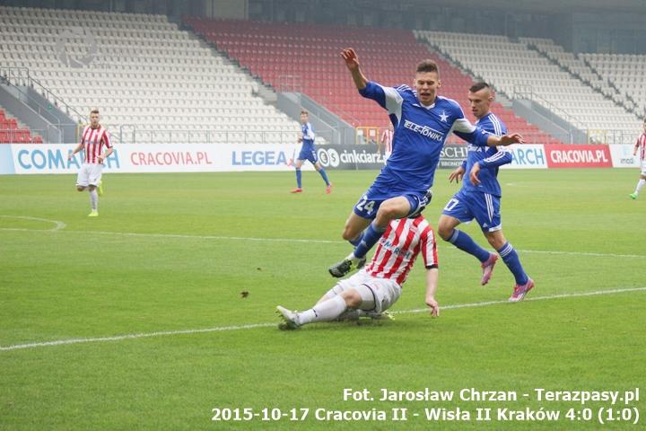 cracovia_II-wislaII-20151017-IMG_9663