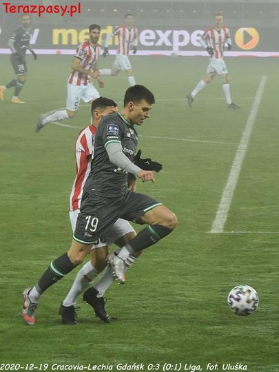 2020-12-19_Cracovia-Lechia_Gdansk_8814_720