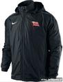 nike-kurtka-Cracovia-Competition11-Rain-Jacket-czarna