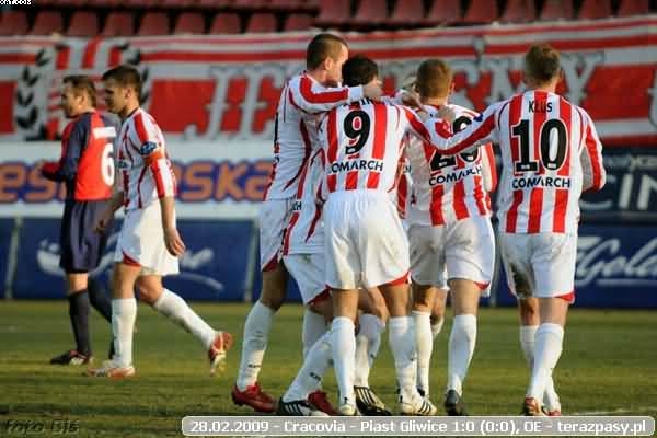 2009-02-28-oe-cracovia-piast-o-394_600
